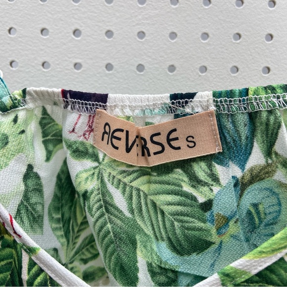 Tropical print crop top - Picture 2 of 3